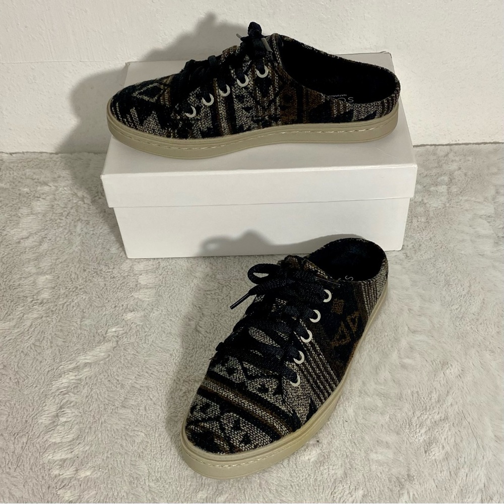 SOUL Naturalizer Kemper Mules Women’s Size 7.5W Wide Black Gray Print
